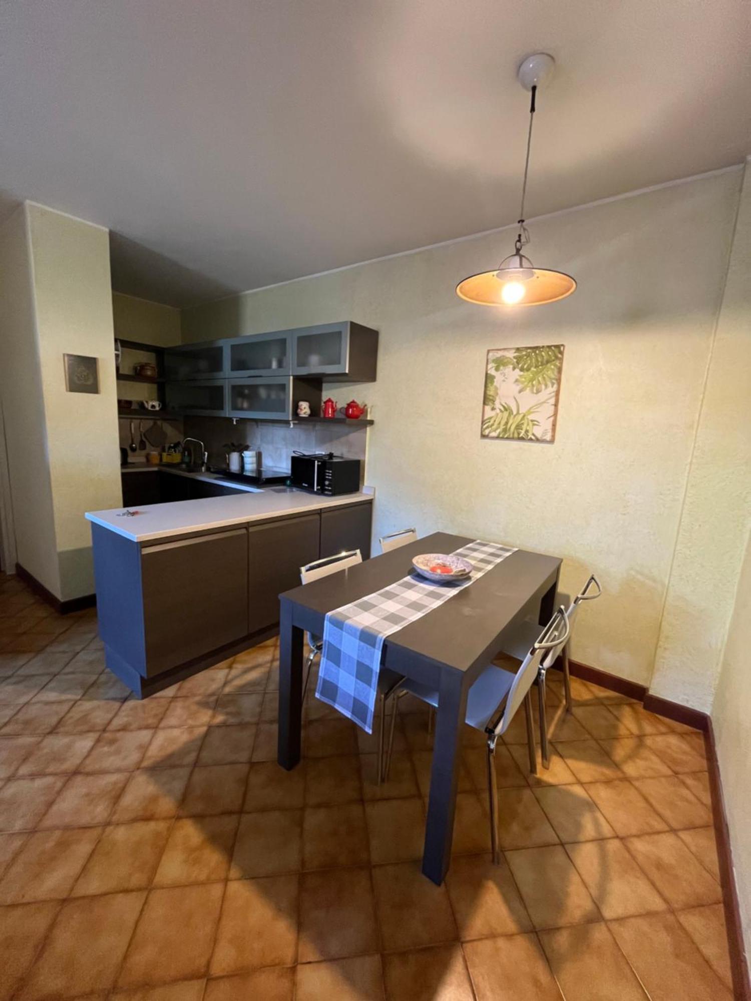 Appartamento La Nostra Casa La Vostra Casa Cir00023 Saint-Vincent Esterno foto